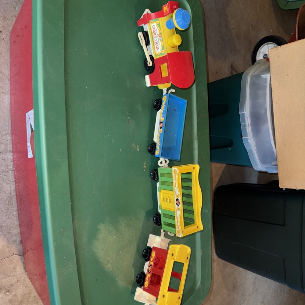 VINTAGE FISHER-PRICE CIRCUS TRAIN #991 LITTLE PEOPLE TRAIN SET